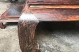 大红酸枝（交趾黄檀）精品红木罗汉床产品图2