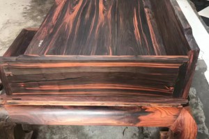 大红酸枝（交趾黄檀）精品红木罗汉床产品图3