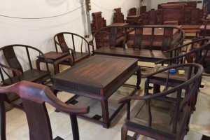 大红酸枝家具(交趾黄檀)红木酸枝长方形餐桌七件套图片