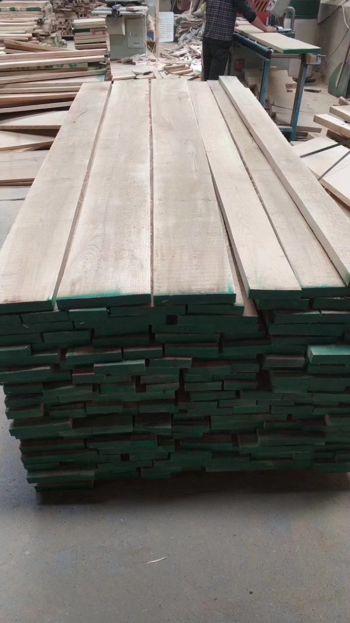白蜡木板材家具材统货无大小头20~25~30mm无结材现货供应采购