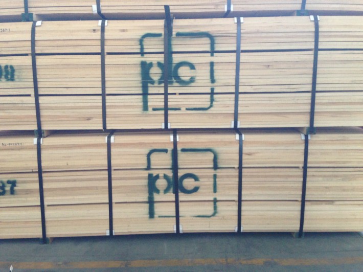 广东进口美国白蜡木板材1.8~4.8米长1~2寸厚