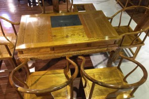 金丝楠木方桌,茶桌,茶台,茶几,茶座,圈椅七件套图片