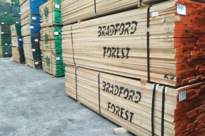 福建华安县一天拆除9家木材加工企业