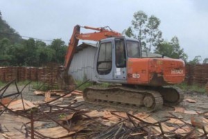 华安沙建镇9家木材加工企业被强制拆除