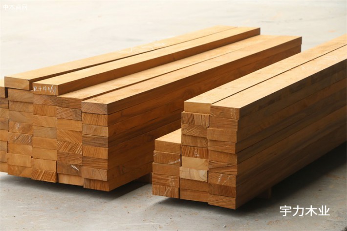 缅甸柚木板材规格料,锯切精度高,锯路小,四点一线可定制各规格的柚木板材
