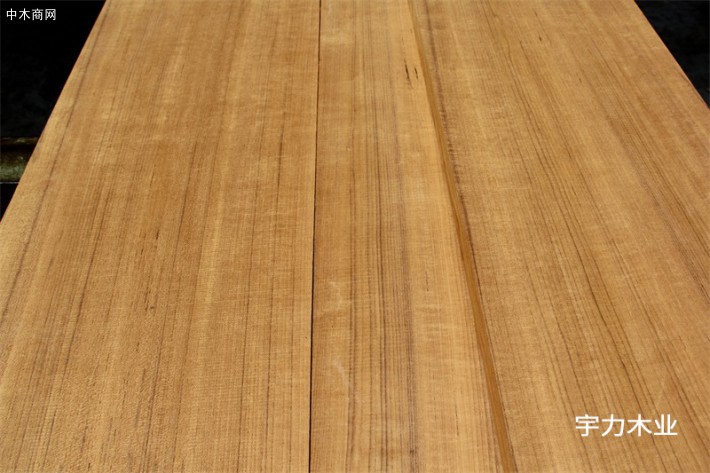 缅甸柚木板材规格料,锯切精度高,锯路小,四点一线可定制各规格的柚木板材