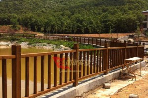 上海南旗高端防腐木菠萝格地板扶手工程承包 包工包料图2
