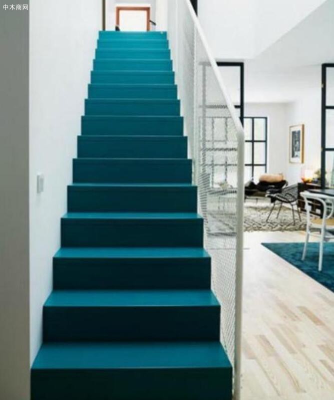 如果想要楼梯刷满颜色