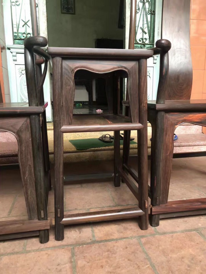 老挝大红酸枝(交趾黄檀)老料椅子