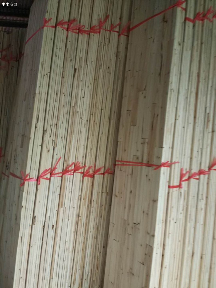 香杉木直拼板做家具的优点：