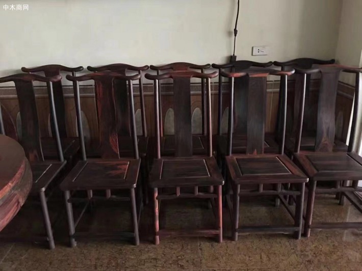 老挝大红酸枝圆桌家具11件套厂家