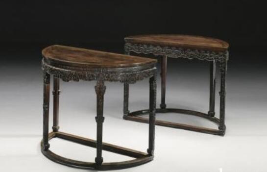 清18-19世纪 紫檀月牙桌（一对）