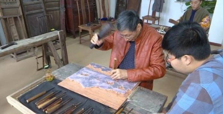 明故宫建筑设计师蔡思诚，以雕刻“苏东坡游赤壁图”核舟而闻名于世的王毅