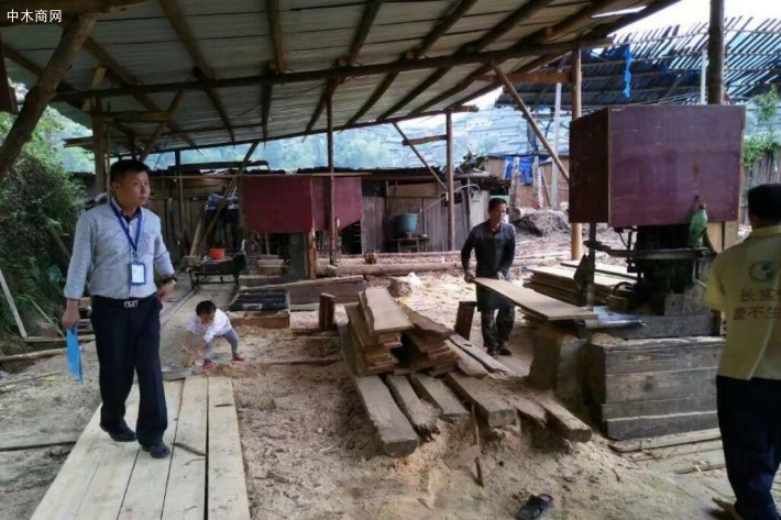 寿光市对古城街道木材加工企业进行安全生产检查