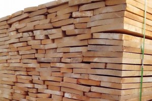 什么是杨木板？杨木实木板材的特点？