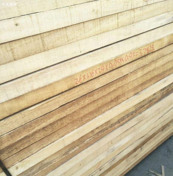 宜昌瑞鸿木业专业生产加工销售杨木实木板材的品牌企业