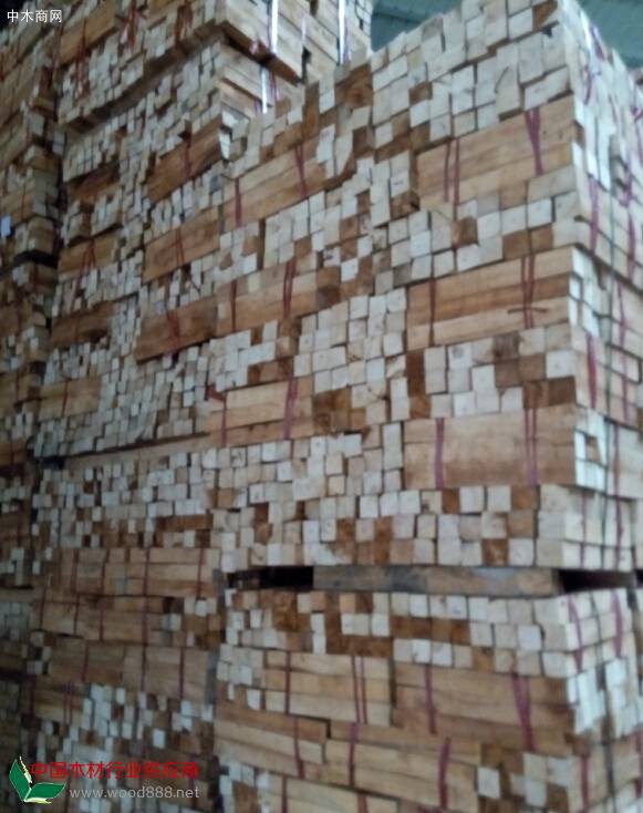 东莞市兴富林木业长期供应优质国产橡胶木方条