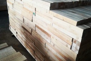 专注&专业俄罗斯桦木板材、规格料刨光材图3