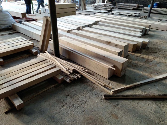 俄罗斯白橡木纯实木家具的优点