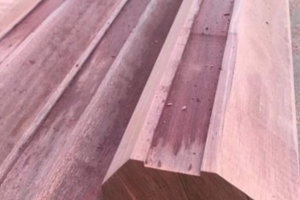 如何分辨并选购优质的柳桉实木地板