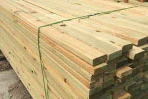 樟子松防腐木地板木方龙骨户外栅栏庭院葡萄架廊架实木板材