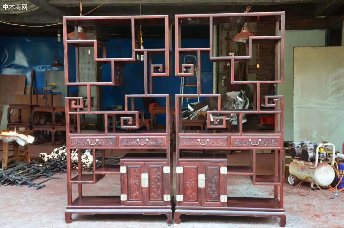 印度小叶紫檀博古架红木家具高清图片