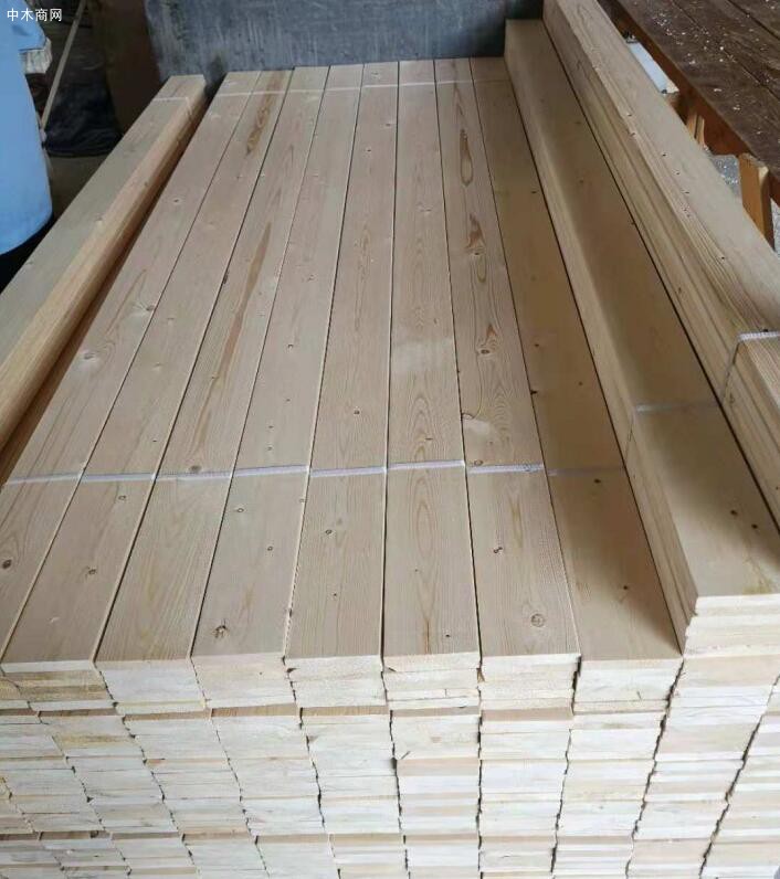 江苏太仓展久贸易有限公司是一家专业加工生产床板，床档