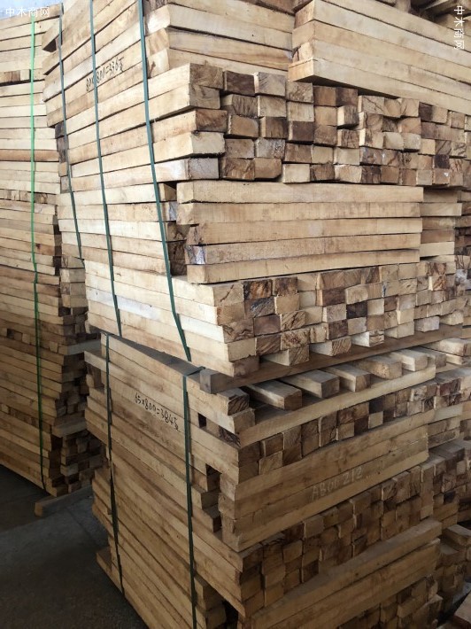 越南橡胶木板材