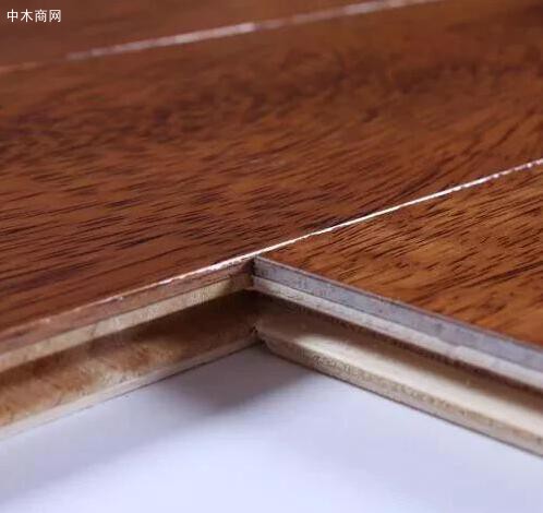 三层实木复合地板和多层实木复合地板相比，选哪种比较好？你怎么看？
