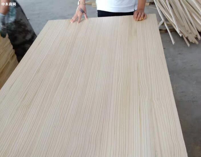 宜饰木业厂家直销辐射松集成材,指接板,辐射松直拼板等家具用材