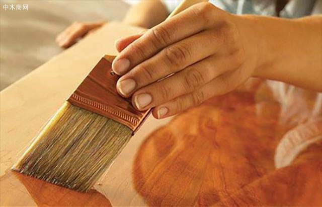 家具烫蜡工艺:传统技艺与现代生产相结合图片