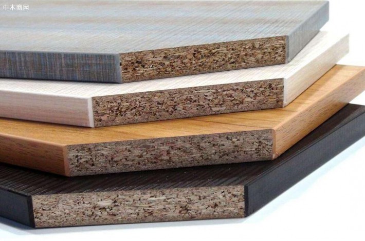 刨花板由木材或其他木质纤维素材料制成的碎料