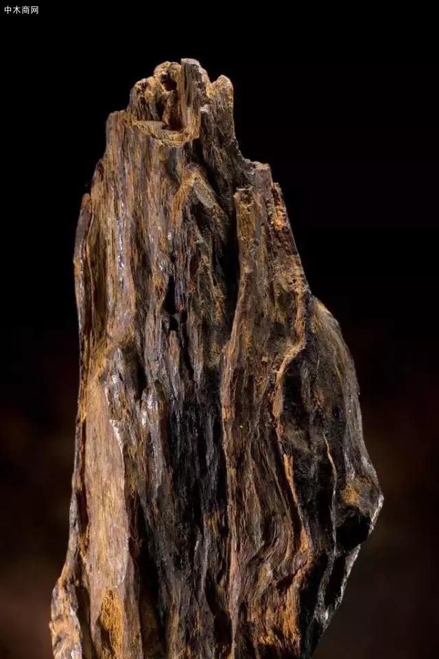 沉香和沉香木可以用来雕刻佛像