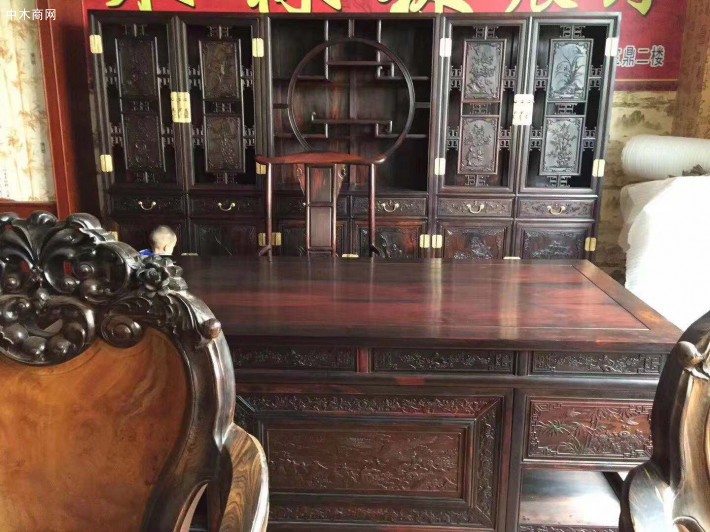 实木家具所用板材对选材要求高
