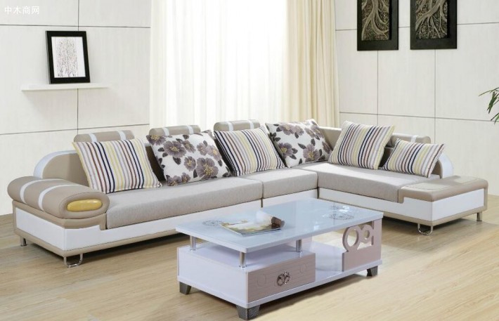 客厅沙发选皮质沙发、布艺沙发，还是木质沙发好？