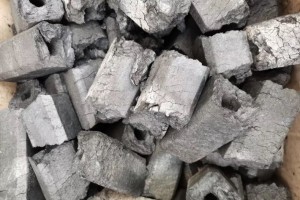 机制木炭价格多少钱一吨?