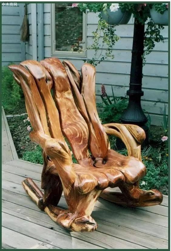 木头摇晃椅子