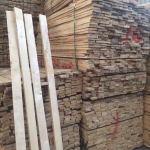 俄罗斯驻青岛办事处提供_自然宽桦木板材