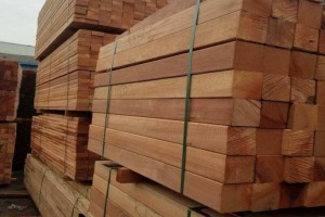供应柳桉木防腐木板材,柳桉木地板价格,柳桉木加工厂