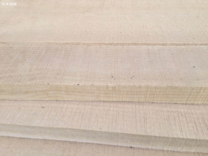 河南漯河临颍县优宜木业有限公司是一家专业生产老榆木烘干板的品牌企业