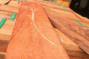 超美木业红檀香,龙凤檀地板坯料高清图片