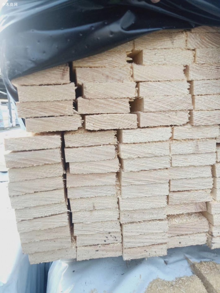 优质樟子松板材,樟子松床板条子料质优价廉厂家