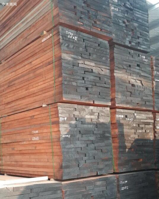 刚果布大量木材锯木厂处于停滞状态