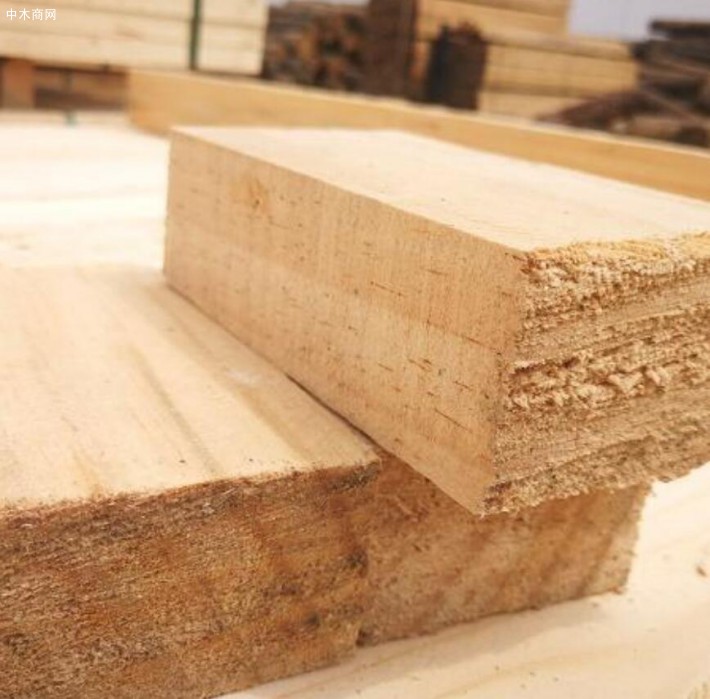 辐射松建筑木方生产厂家批发价格供应