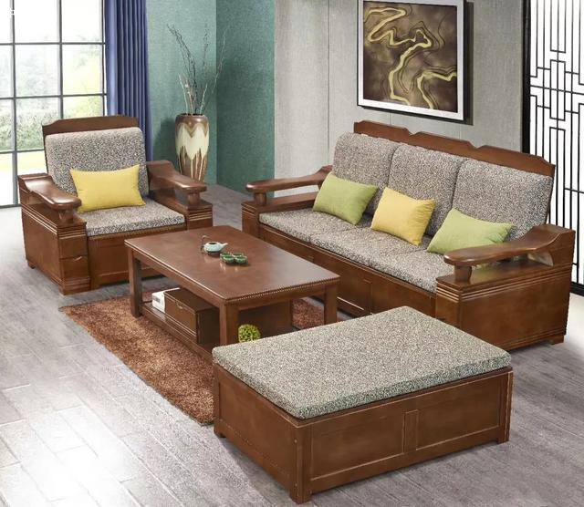 家里装修用实木沙发好还是真皮沙发比较好品牌