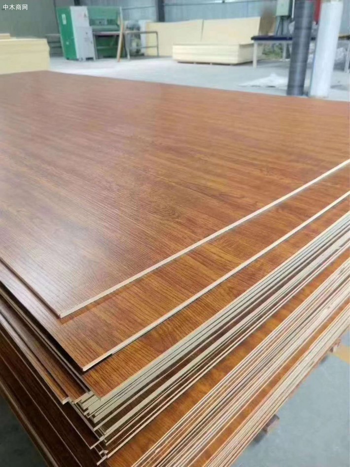 木饰面板,规格1.22*2.6厚度0.8