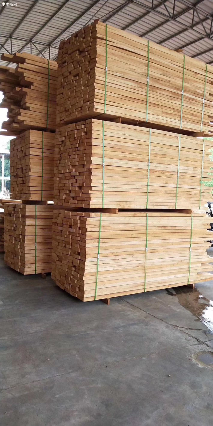 中国海南橡胶木板材木方高清图片厂家