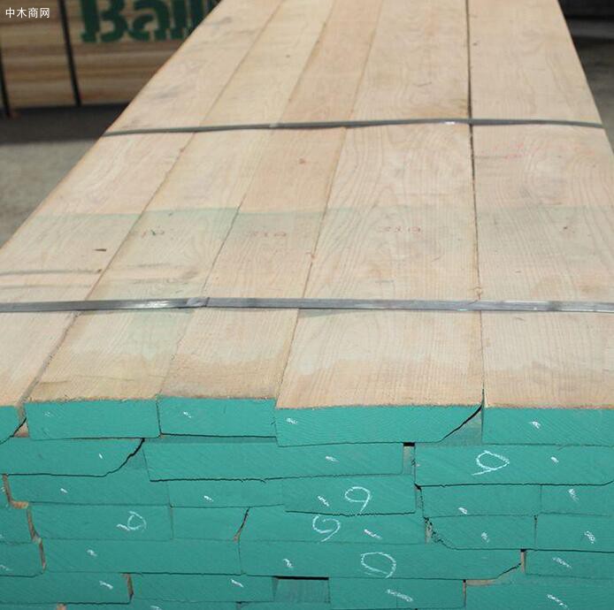 青岛东地木业北美红橡木板材高清图片