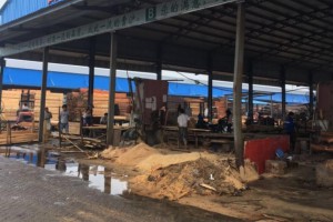 可定制各种规格辐射松板材建筑木方加工货源充足品质保障图3