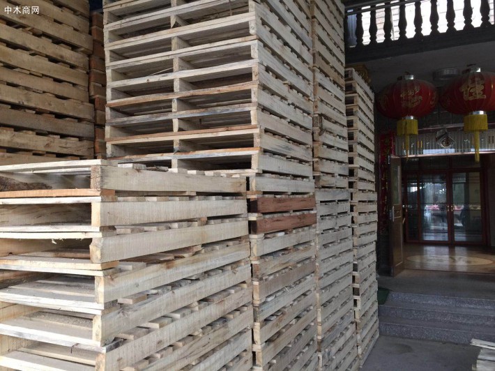 加蓬新税法旨在鼓励更多木制品加工企业